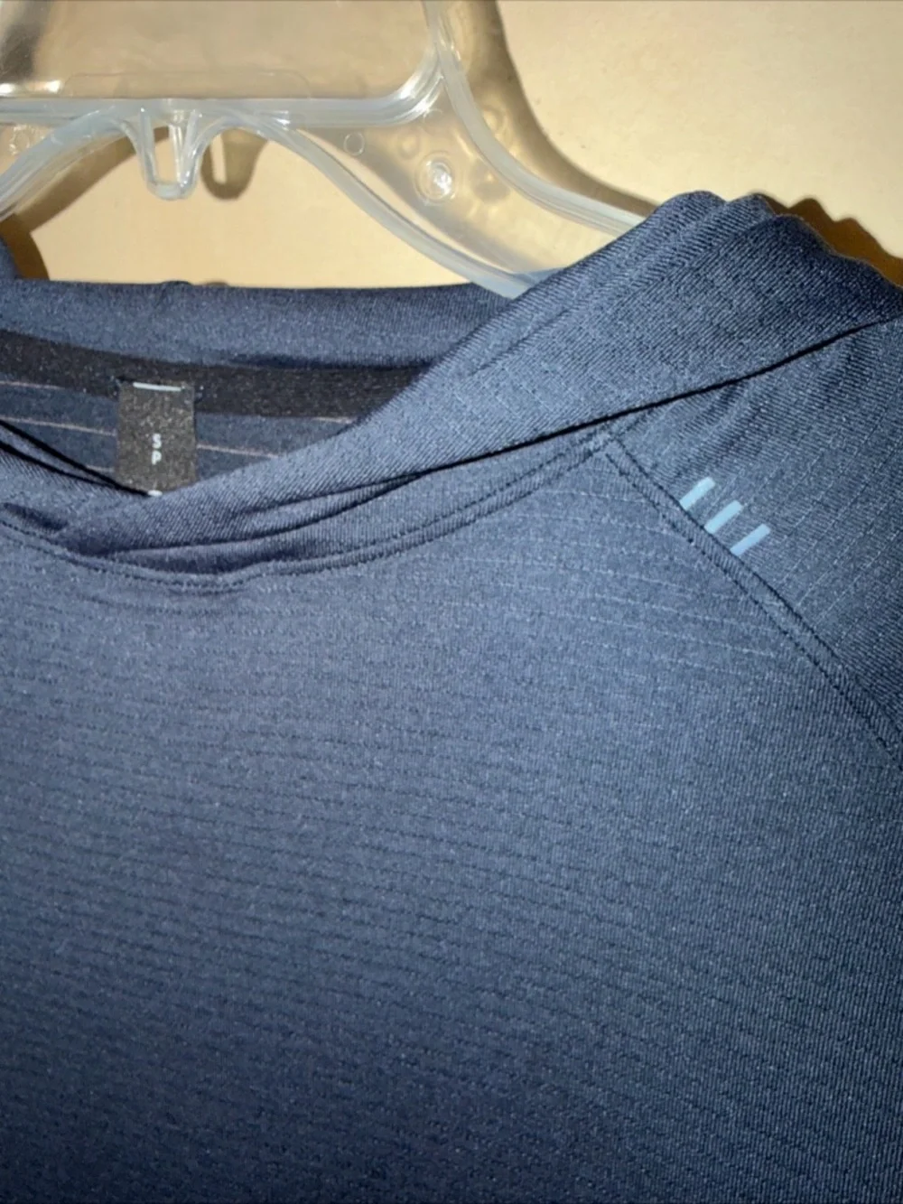 Lululemon License to Train Hoodie Men's Small Blue Stretch Performance Gym $118 - Picture 3 of 7